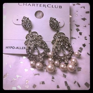 Silver and pearl earrings